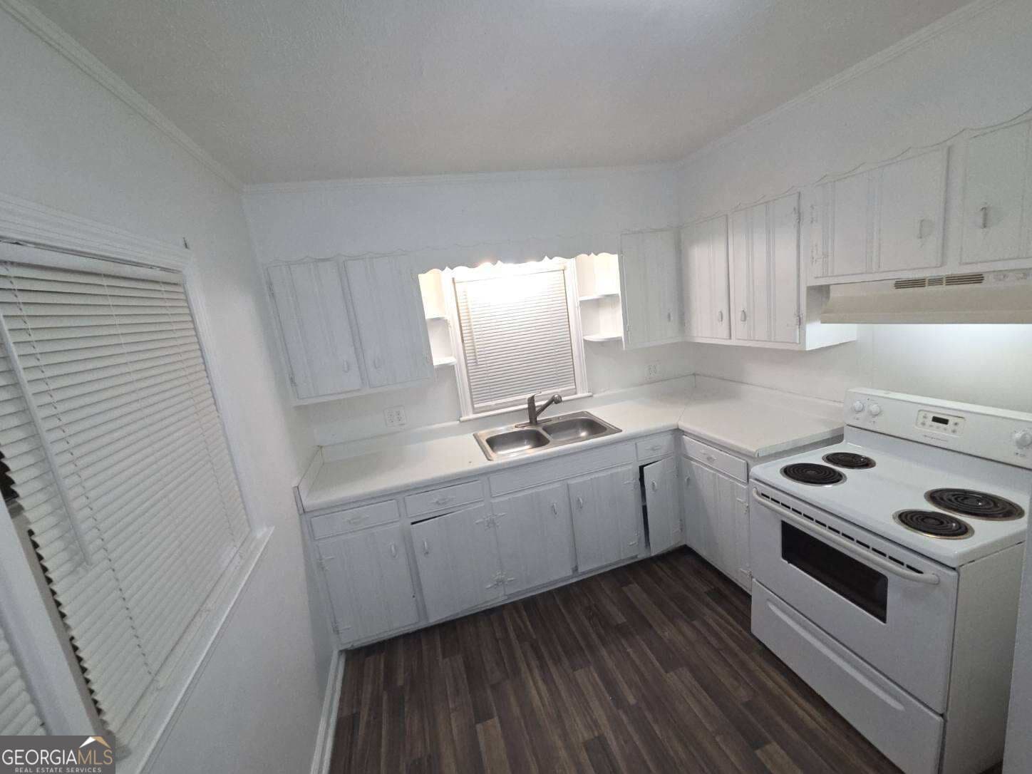 3 bedroom, 1.5 bathroom, 1,244 sq ft single family residence for sale at 3280 Napier Avenue, Macon, GA 31204 — photo 3