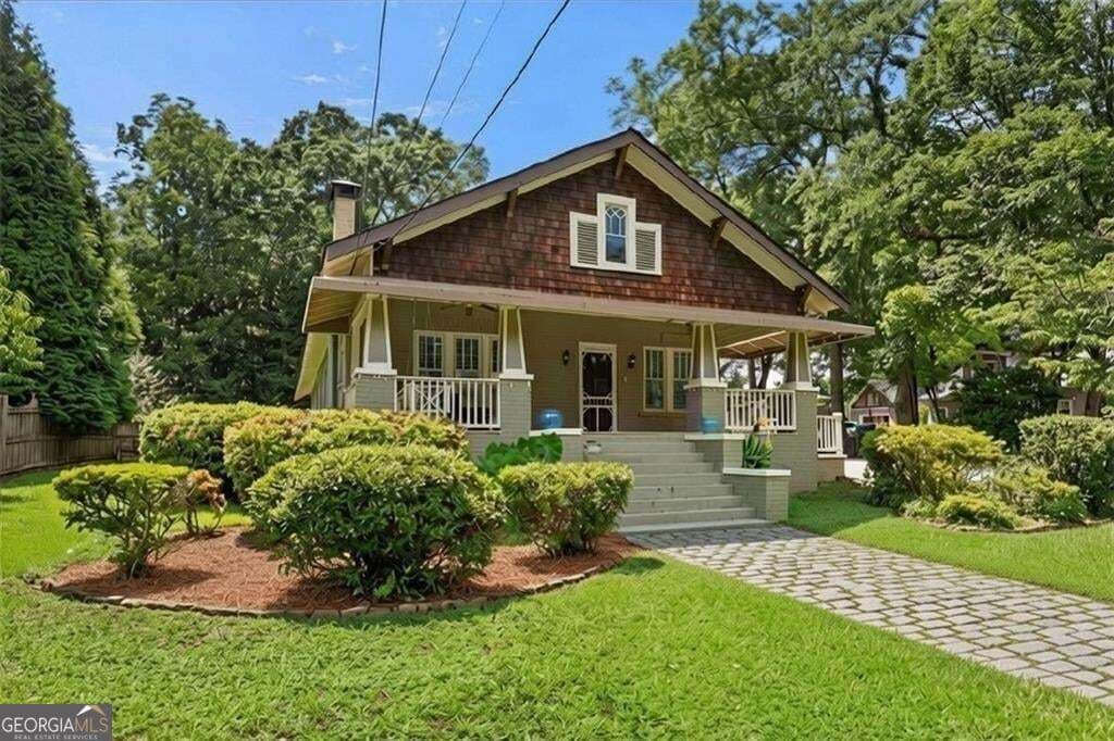 4 bedroom, 3 bathroom, 2,406 sq ft single family residence for sale at 3080 Lee Street, Smyrna, GA 30080