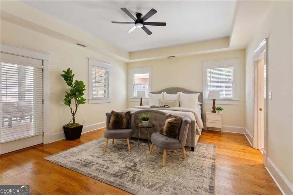 4 bedroom, 3 bathroom, 2,406 sq ft single family residence for sale at 3080 Lee Street, Smyrna, GA 30080 — photo 5