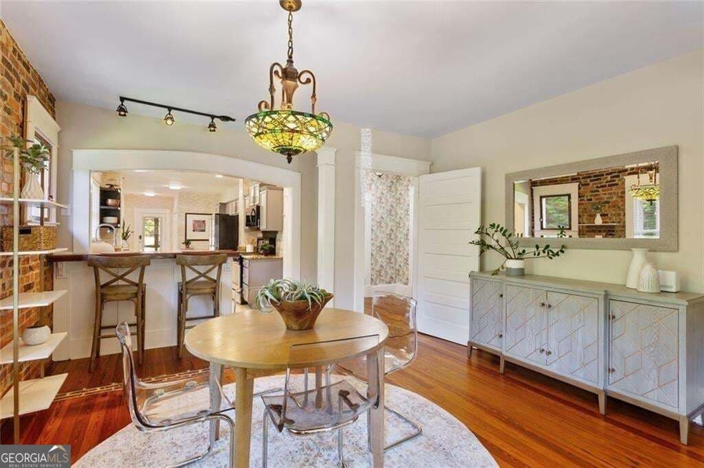 4 bedroom, 3 bathroom, 2,406 sq ft single family residence for sale at 3080 Lee Street, Smyrna, GA 30080 — photo 4