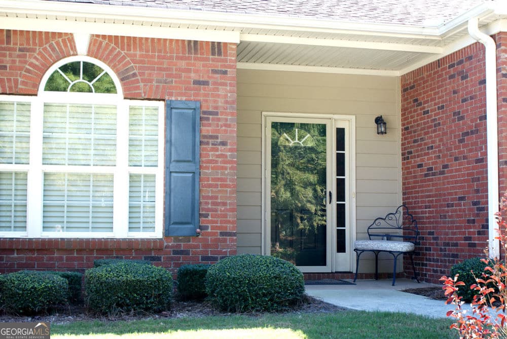 2 bedroom, 2 bathroom, 1,654 sq ft condominium for sale at 162 Senior Circle, Gainesville, GA 30501 — photo 4