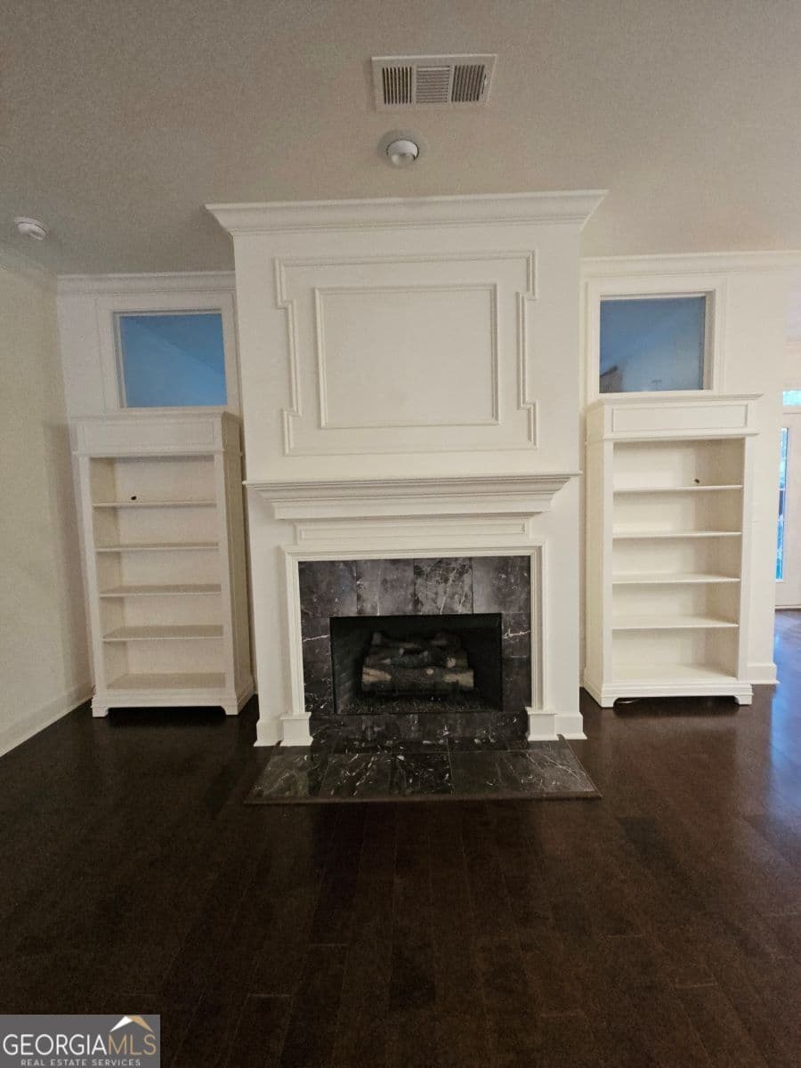 2 bedroom, 2 bathroom, 1,654 sq ft condominium for sale at 162 Senior Circle, Gainesville, GA 30501 — photo 8