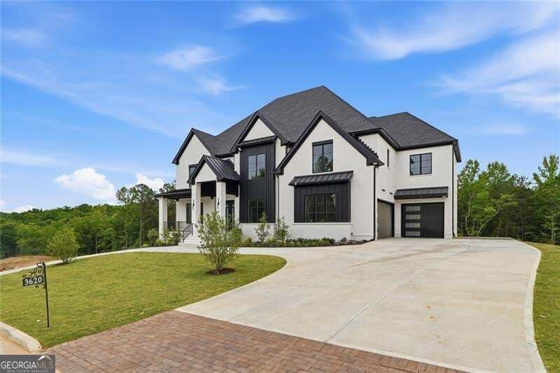 5 bedroom, 5.5 bathroom, 4,300 sq ft single family residence for sale at 3640 Sky Lane, Cumming, GA 30041 — photo 2