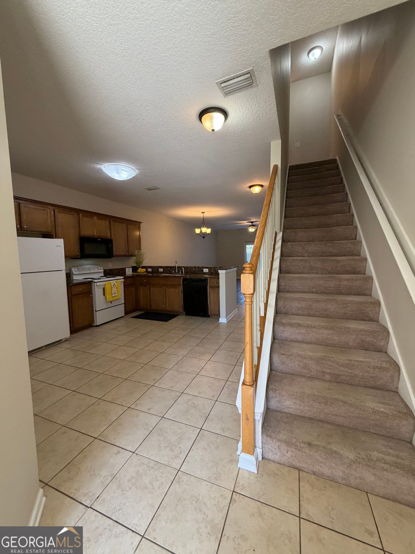 2 bedroom, 2.5 bathroom townhouse for rent at 218 Inlet Reach Circle, St. Marys, GA 31558 for $1,500 a month — photo 3