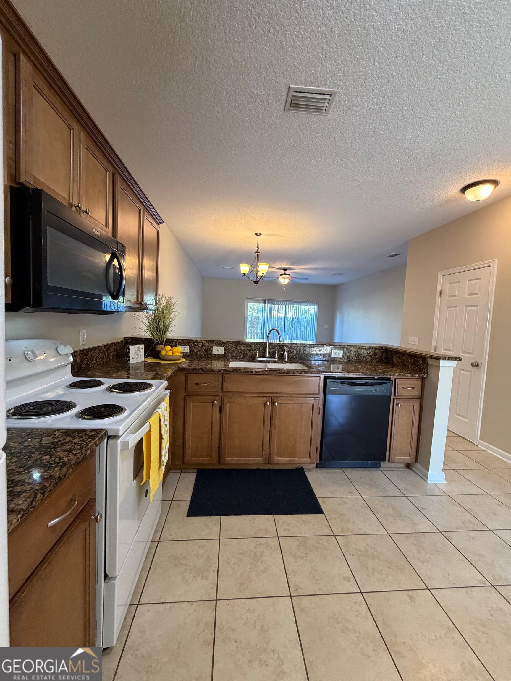 2 bedroom, 2.5 bathroom townhouse for rent at 218 Inlet Reach Circle, St. Marys, GA 31558 for $1,500 a month — photo 8