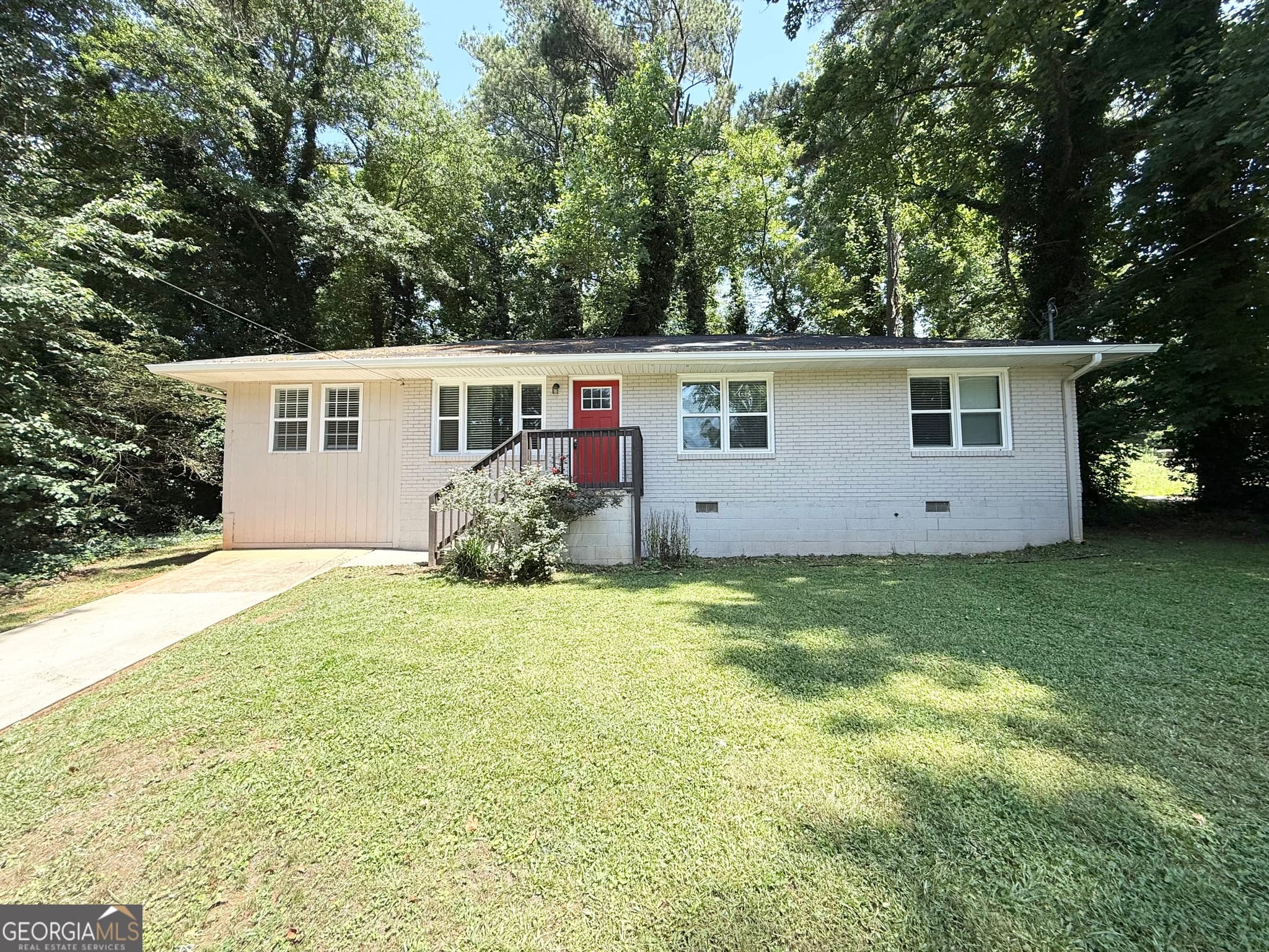 4 bedroom, 2 bathroom, 2,277 sq ft single family residence for sale at 1984 BRENDA Drive, Austell, GA 30168 — photo 2