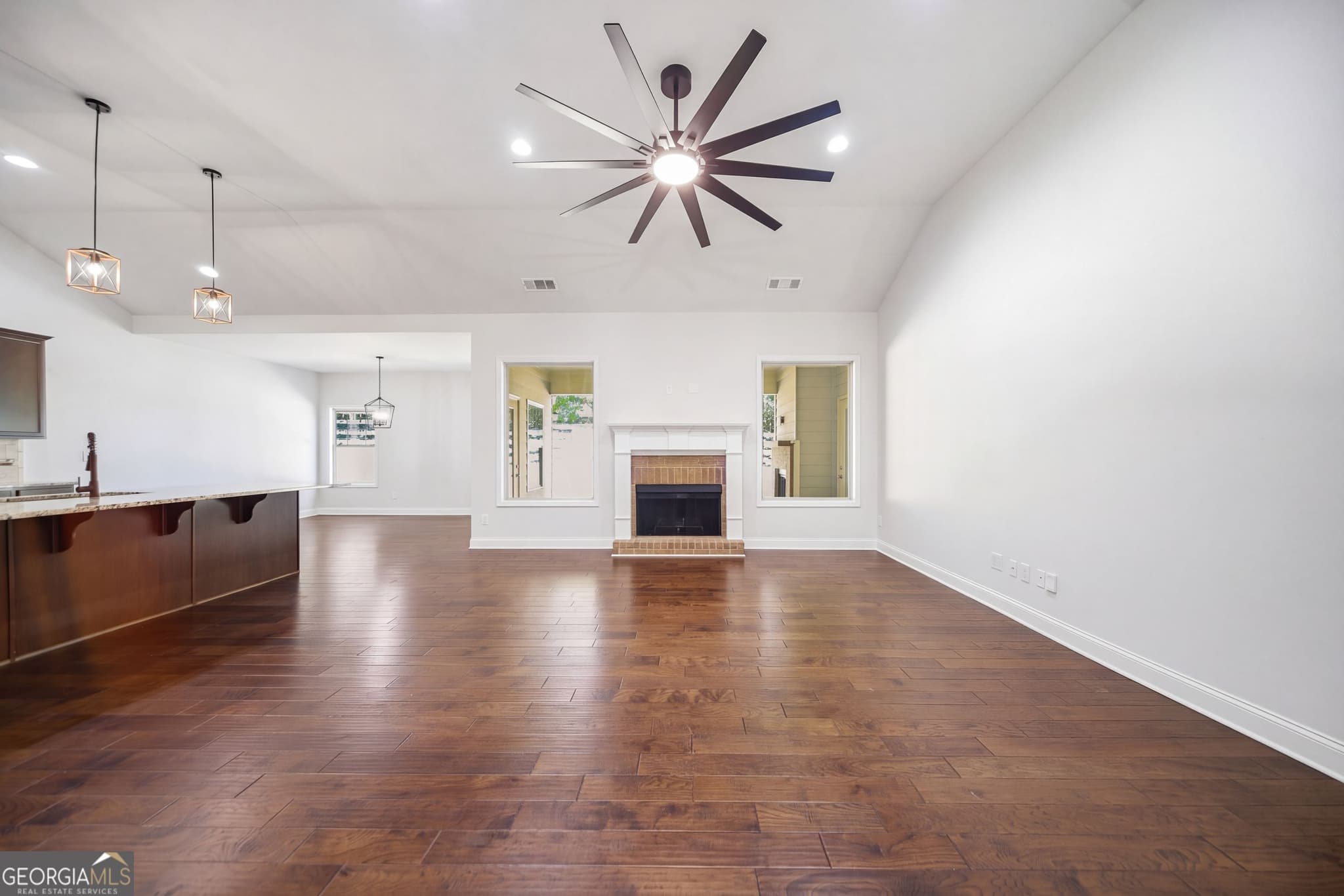 4 bedroom, 3 bathroom, 2,440 sq ft single family residence for sale at 6372 Spring Cove Drive, Flowery Branch, GA 30542 — photo 3