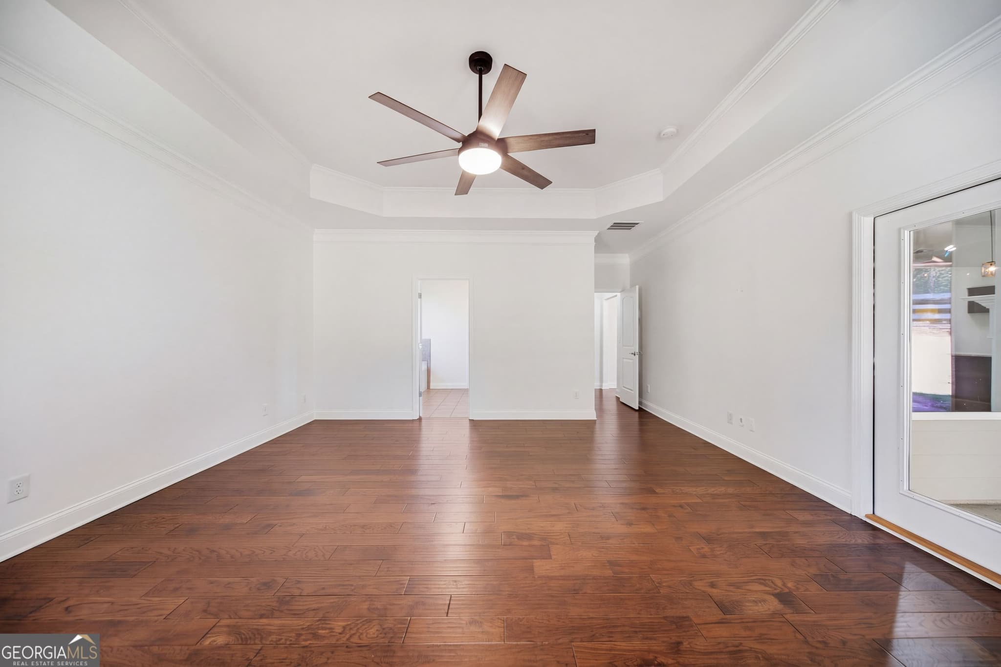 4 bedroom, 3 bathroom, 2,440 sq ft single family residence for sale at 6372 Spring Cove Drive, Flowery Branch, GA 30542 — photo 10