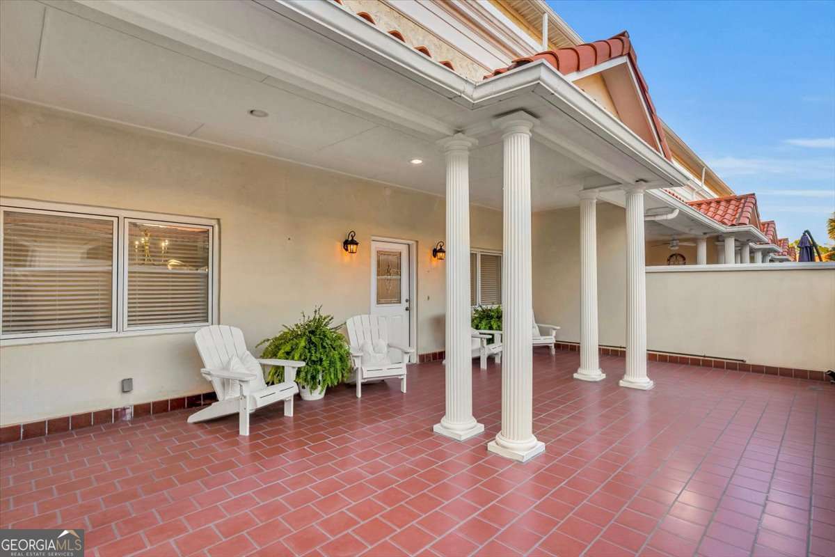 3 bedroom, 3 bathroom, 1,998 sq ft townhouse for sale at 700 Wilmington Island Road T2, Savannah, GA 31410 — photo 4