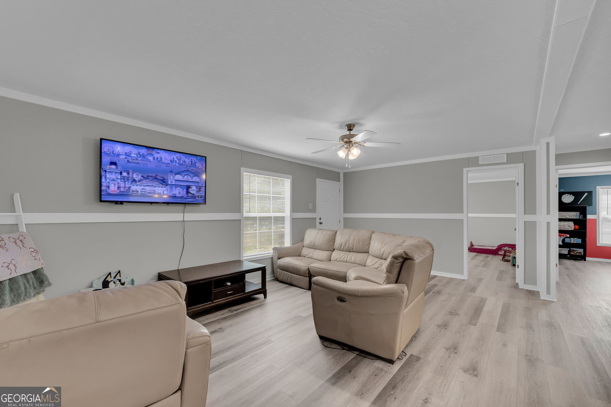 3 bedroom, 2 bathroom, 1,568 sq ft manufactured home,single family residence for sale at 818 N Holcomb Drive, Martin, GA 30557 — photo 6