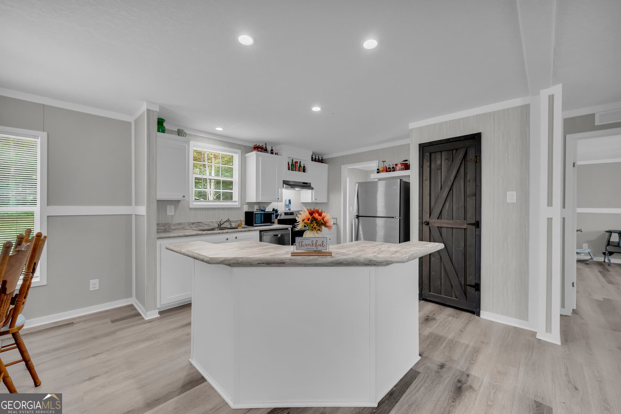 3 bedroom, 2 bathroom, 1,568 sq ft manufactured home,single family residence for sale at 818 N Holcomb Drive, Martin, GA 30557 — photo 7