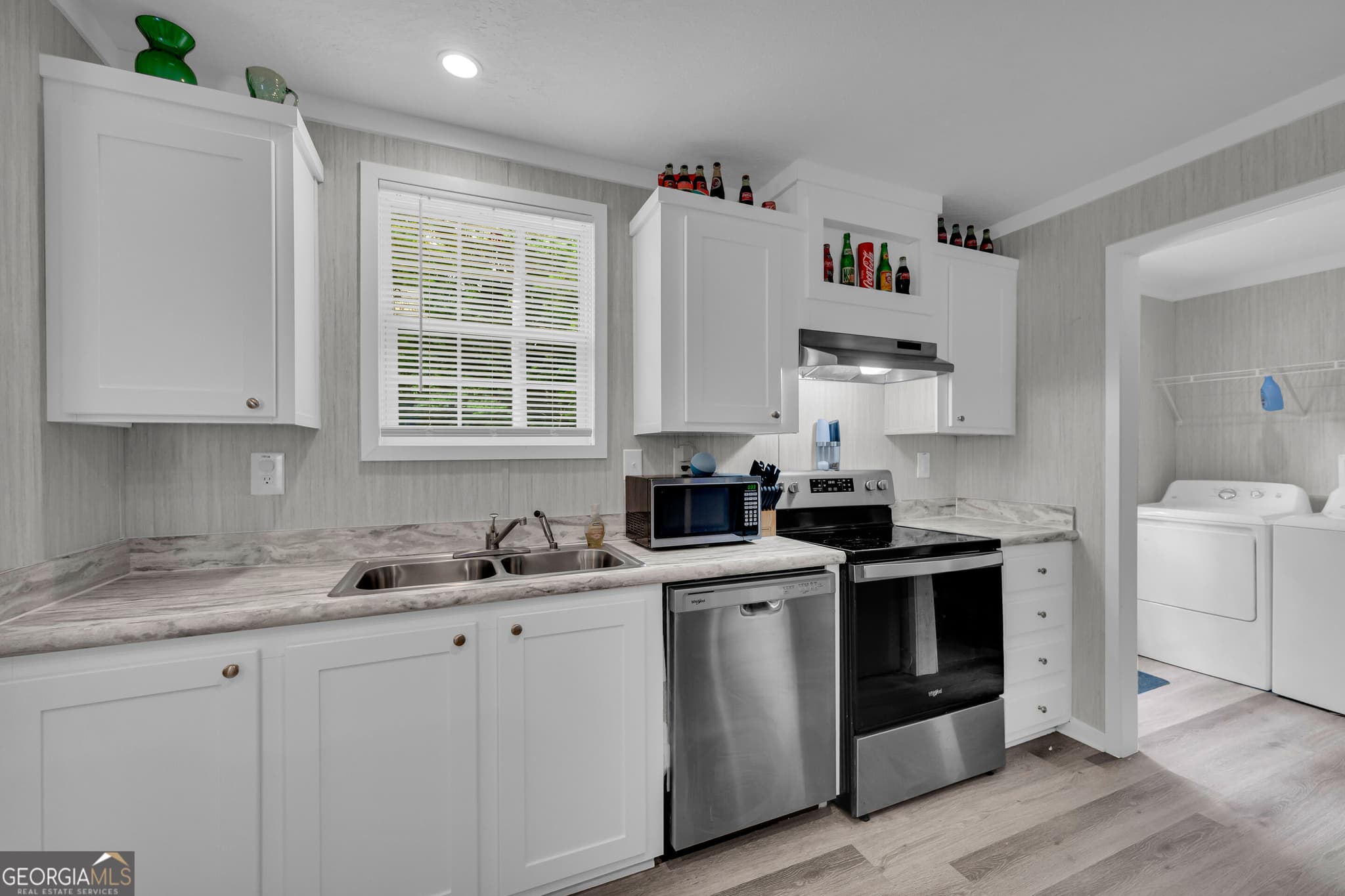 3 bedroom, 2 bathroom, 1,568 sq ft manufactured home,single family residence for sale at 818 N Holcomb Drive, Martin, GA 30557 — photo 9