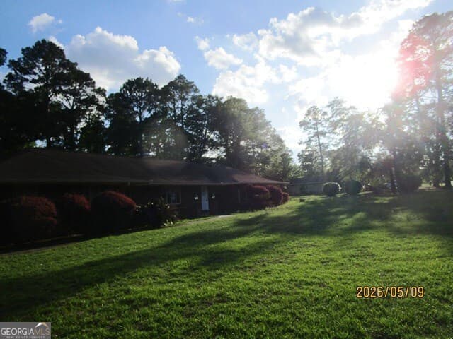 3 bedroom, 3 bathroom, 3,047 sq ft single family residence under contract at 504 Dunwoody Drive, Dublin, GA 31021 — photo 3