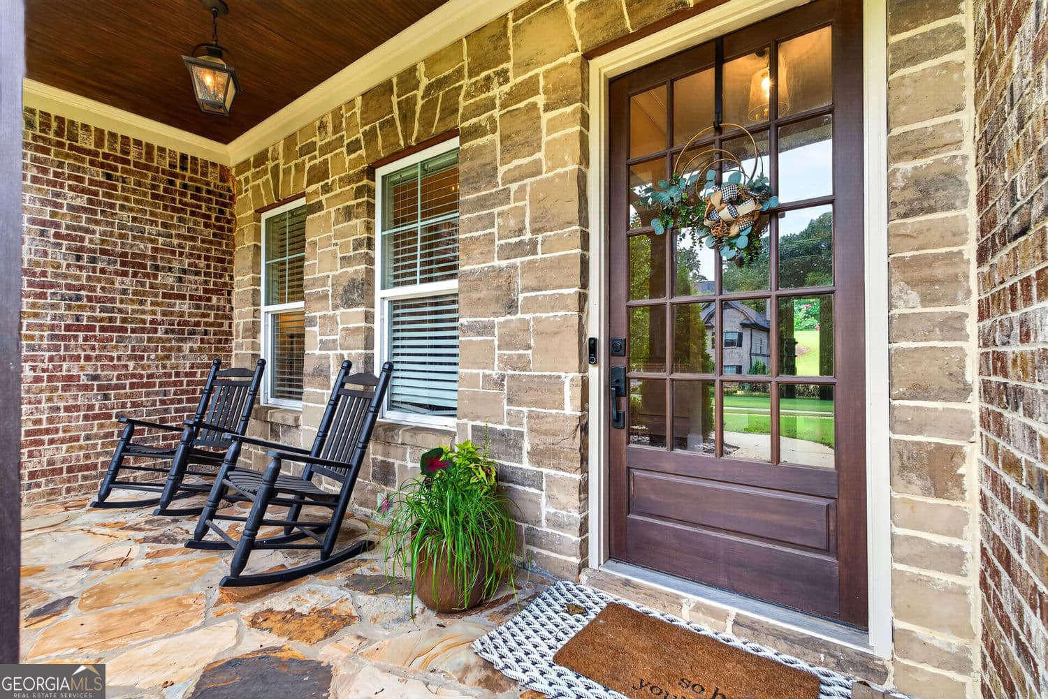 5 bedroom, 3.5 bathroom, 3,340 sq ft single family residence for sale at 845 Walnut River Trail, Hoschton, GA 30548 — photo 2
