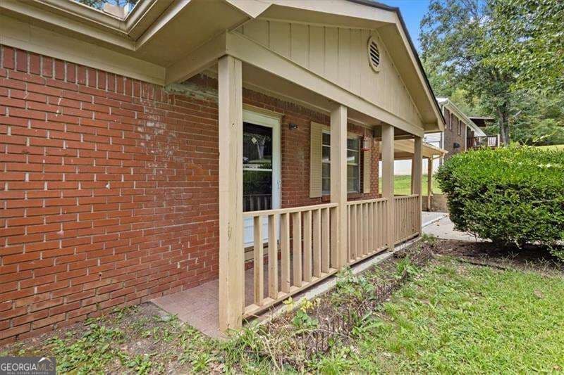 3 bedroom, 2 bathroom single family residence for rent at 3065 Tara Woods Drive, Douglasville, GA 30135 for $1,625 a month — photo 6