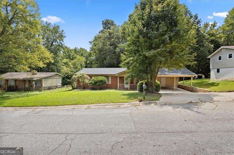 3 bedroom, 2 bathroom single family residence for rent at 3065 Tara Woods Drive, Douglasville, GA 30135 for $1,625 a month — photo 5