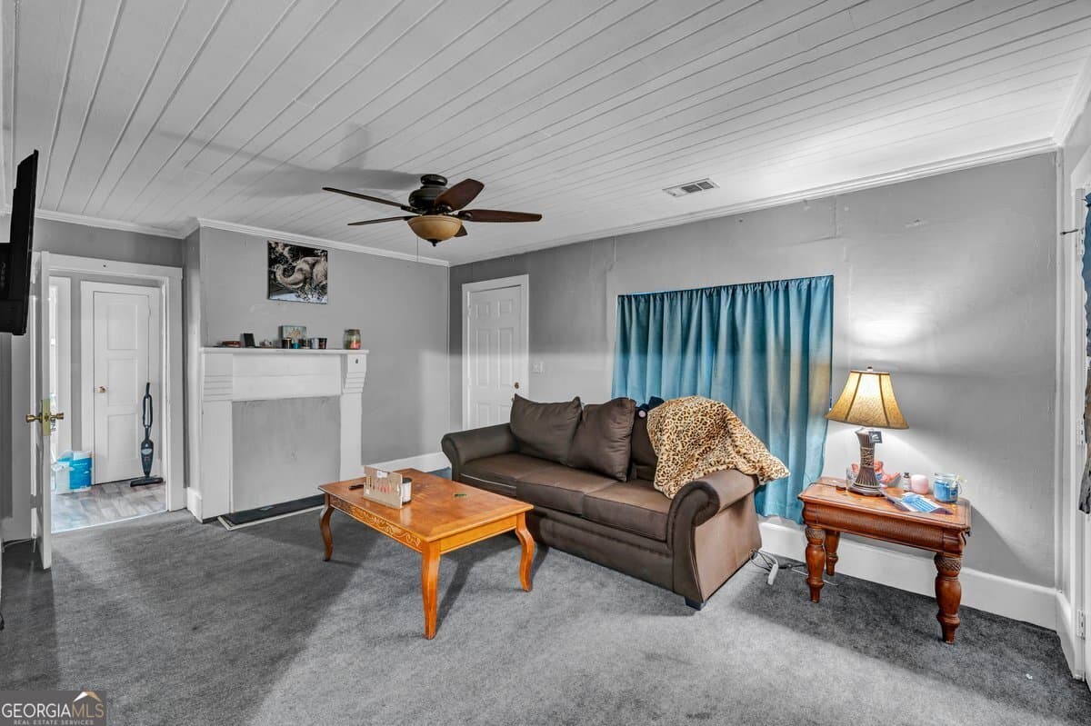 4 bedroom, 2 bathroom, 1,561 sq ft single family residence for sale at 316 E 23rd Avenue, Cordele, GA 31015 — photo 4
