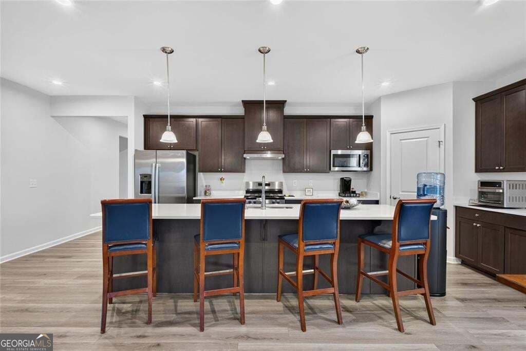 3 bedroom, 2 bathroom, 2,114 sq ft single family residence for sale at 1173 Burlington Court, Mcdonough, GA 30253 — photo 6