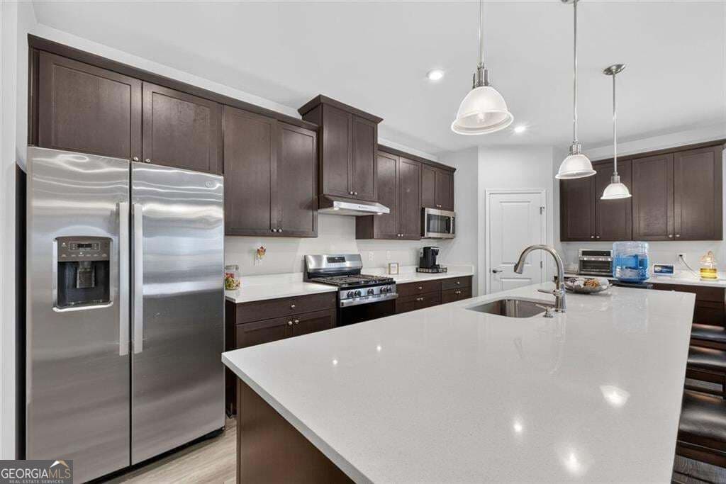 3 bedroom, 2 bathroom, 2,114 sq ft single family residence for sale at 1173 Burlington Court, Mcdonough, GA 30253 — photo 7