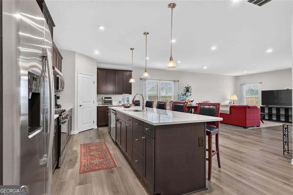 3 bedroom, 2 bathroom, 2,114 sq ft single family residence for sale at 1173 Burlington Court, Mcdonough, GA 30253 — photo 5