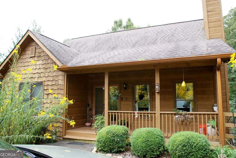 2 bedroom, 2.5 bathroom, 1,565 sq ft cabin,single family residence for sale at 34 Matthew Court, Dahlonega, GA 30533 — photo 1 of 45