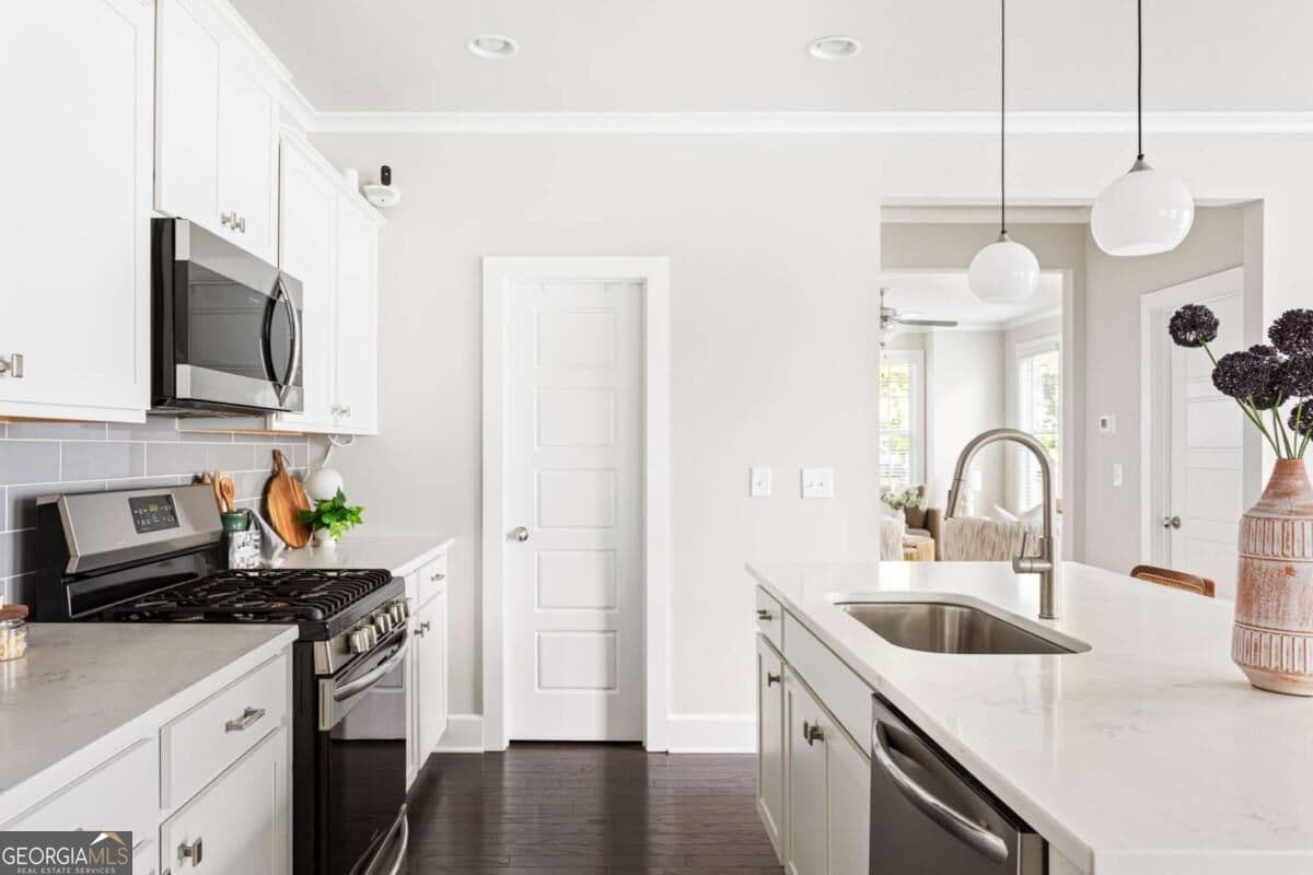 3 bedroom, 2.5 bathroom, 1,800 sq ft single family residence for sale at 2077 Windy Hill Road, Decatur, GA 30032 — photo 8