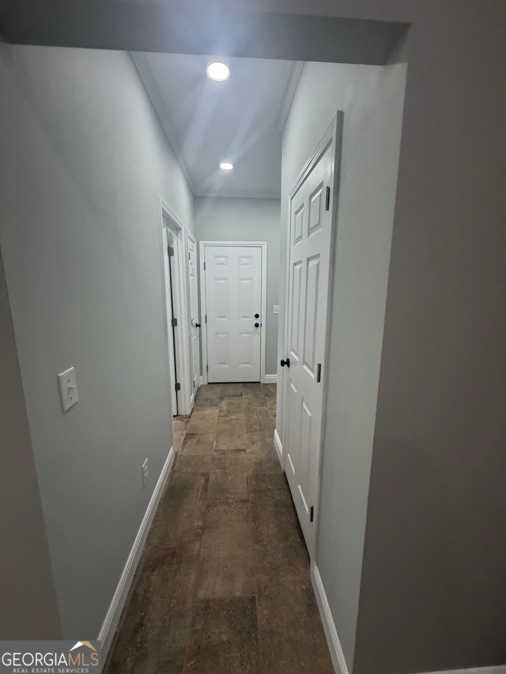 2 bedroom, 2 bathroom, 900 sq ft single family residence for sale at 416 Robin Hood Road, Rome, GA 30161 — photo 9