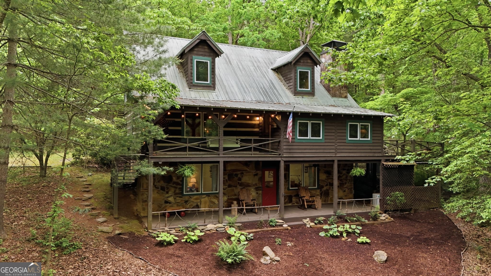 3 bedroom, 2 bathroom, 2,200 sq ft cabin,single family residence for sale at 320 Sweetwater Drive, Clarkesville, GA 30523