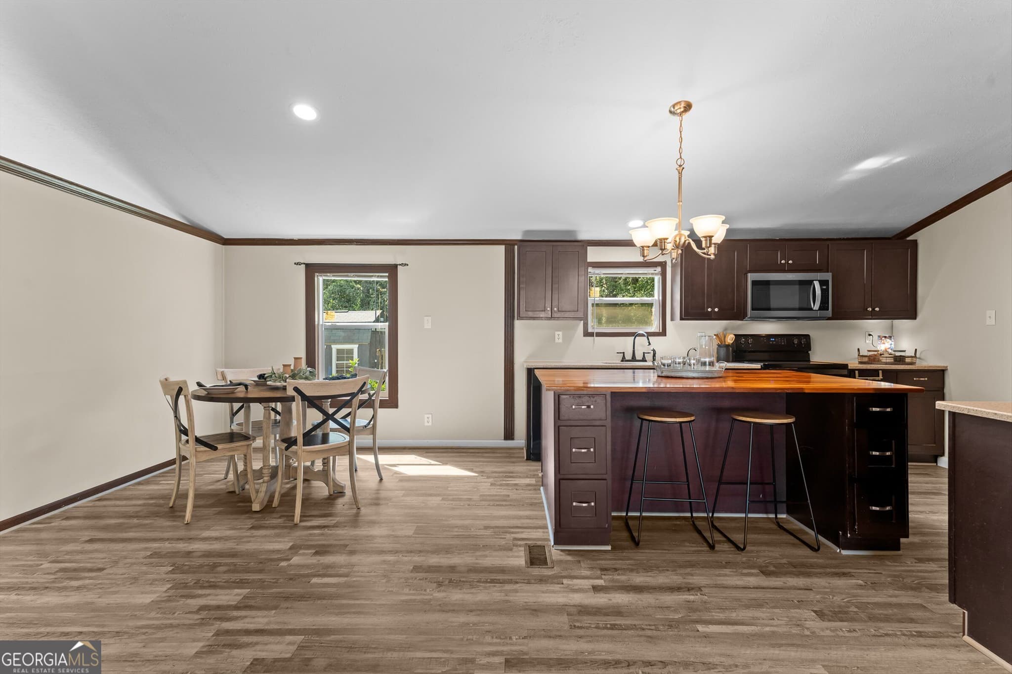 4 bedroom, 2 bathroom, 1,836 sq ft manufactured home,single family residence under contract at 180 Lucious Street, Pembroke, GA 31321 — photo 5