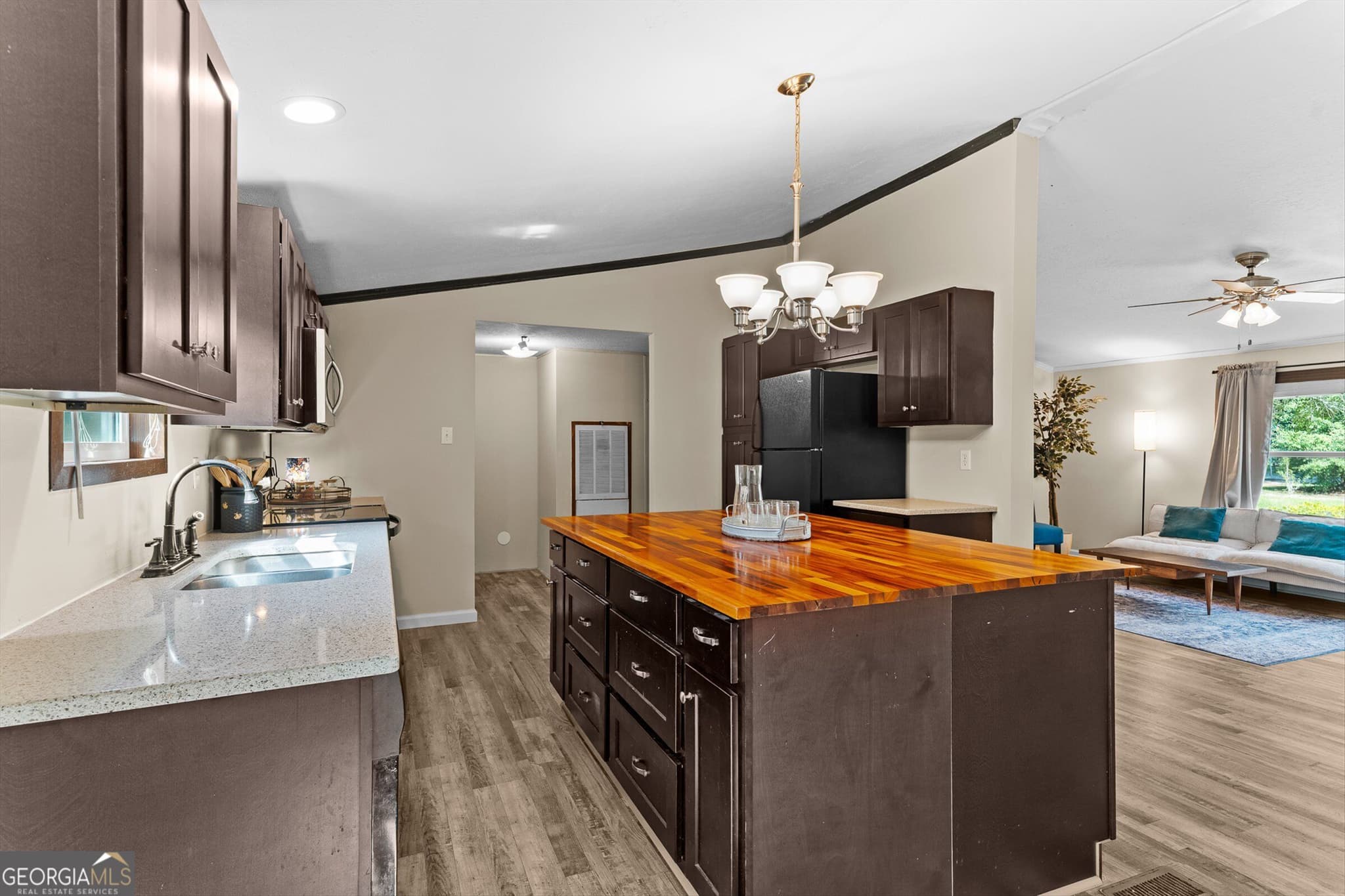 4 bedroom, 2 bathroom, 1,836 sq ft manufactured home,single family residence under contract at 180 Lucious Street, Pembroke, GA 31321 — photo 9