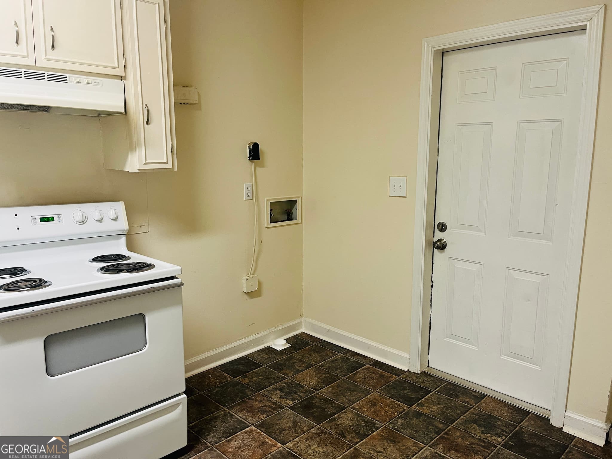 2 bedroom, 1 bathroom, 886 sq ft duplex for rent at 201 Alford Street B, Lagrange, GA 30240 for $995 a month — photo 10
