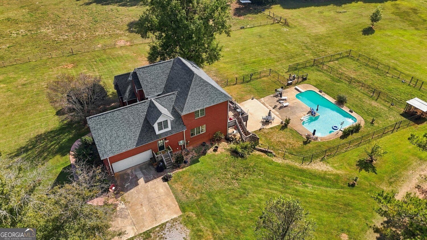 5 bedroom, 3.5 bathroom, 4,621 sq ft single family residence for sale at 344 Swint Road, Griffin, GA 30224 — photo 7