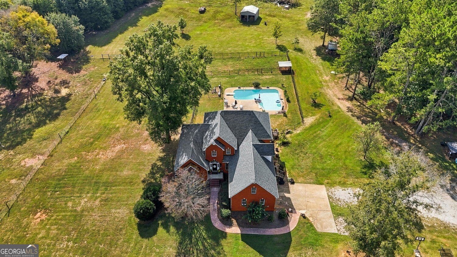 5 bedroom, 3.5 bathroom, 4,621 sq ft single family residence for sale at 344 Swint Road, Griffin, GA 30224 — photo 8