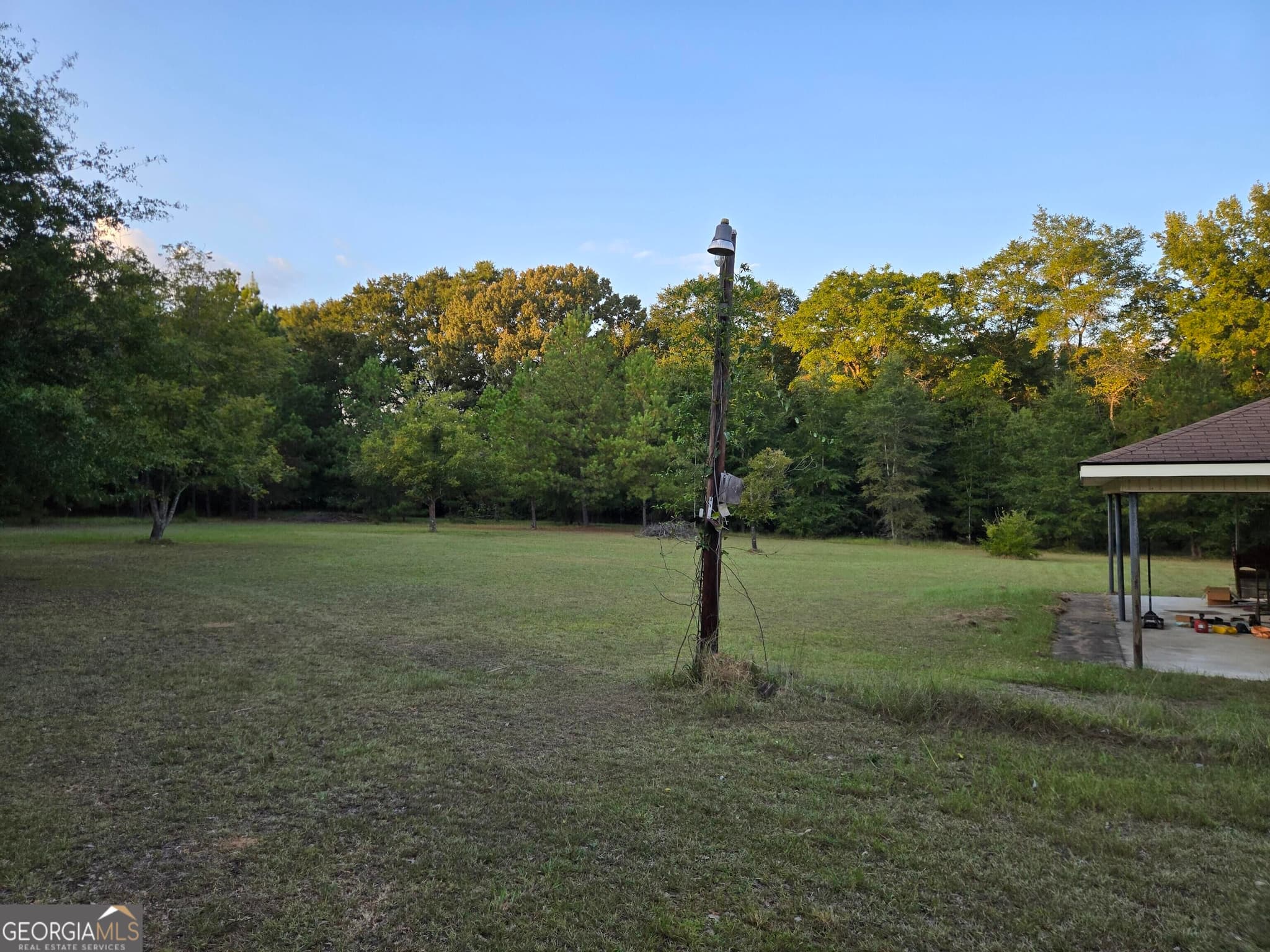 3 bedroom, 2.5 bathroom, 3,048 sq ft single family residence under contract at 1277 Bob Hammond Road, Dublin, GA 31021 — photo 7