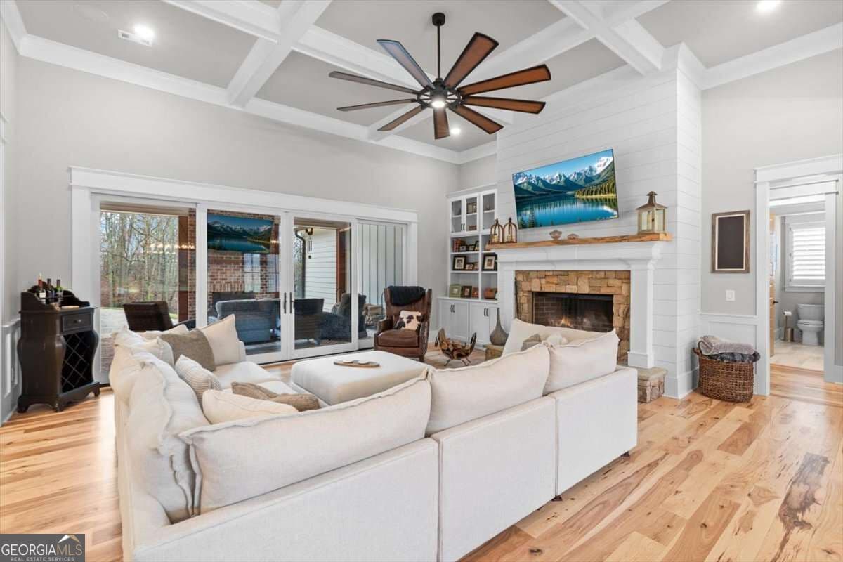 5 bedroom, 6 bathroom, 6,071 sq ft single family residence for sale at 395 Heard Road, Canton, GA 30114 — photo 6