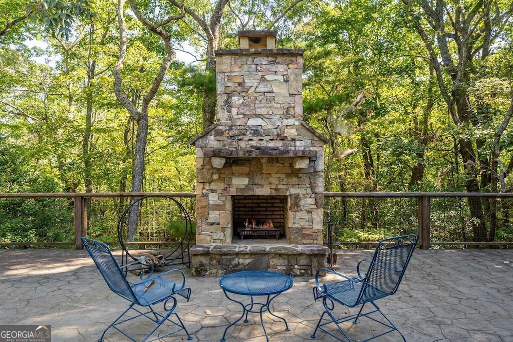 2 bedroom, 2 bathroom, 1,280 sq ft cabin,single family residence for sale at 214 Dickerson Drive, Ellijay, GA 30536 — photo 2
