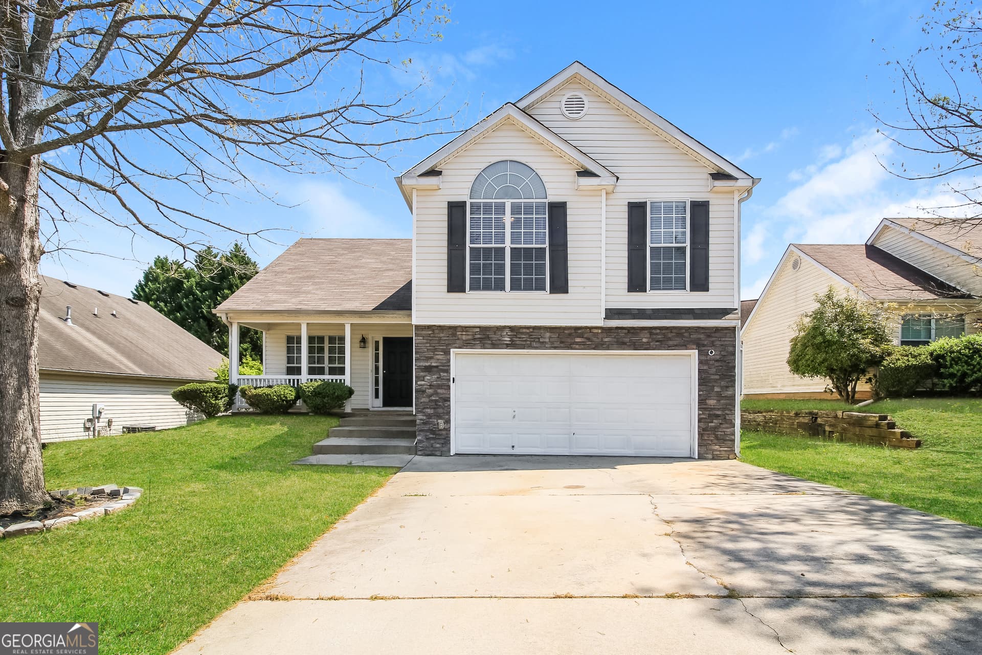 3 bedroom, 2.5 bathroom, 1,670 sq ft single family residence sold at 5991 Waggoner Court, Rex, GA 30273