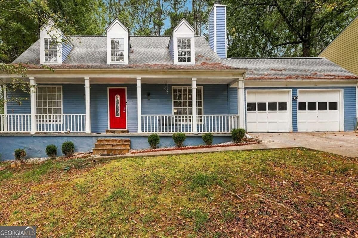 3 bedroom, 2 bathroom, 1,612 sq ft single family residence for sale at 2170 Laurel Mill Way, Roswell, GA 30076
