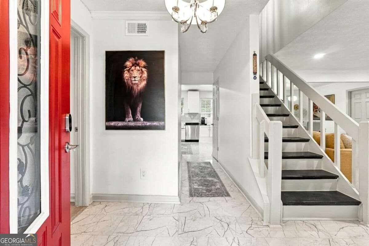 3 bedroom, 2 bathroom, 1,612 sq ft single family residence for sale at 2170 Laurel Mill Way, Roswell, GA 30076 — photo 4