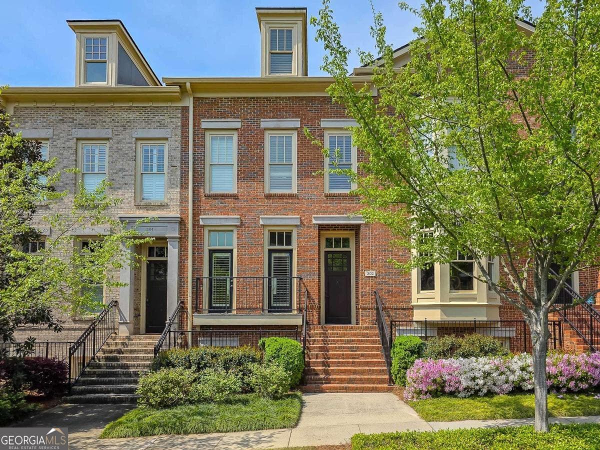 4 bedroom, 4.5 bathroom, 2,500 sq ft townhouse for sale at 302 Riversgate Drive 55, Atlanta, GA 30339 — photo 8