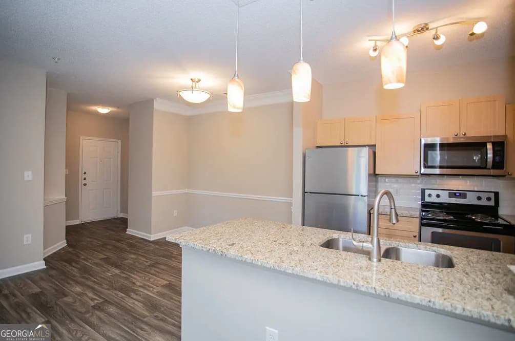 2 bedroom, 2 bathroom, 1,206 sq ft apartment for rent at 26000 Mill Creek Avenue 26314, Alpharetta, GA 30022 for $2,150 a month — photo 3