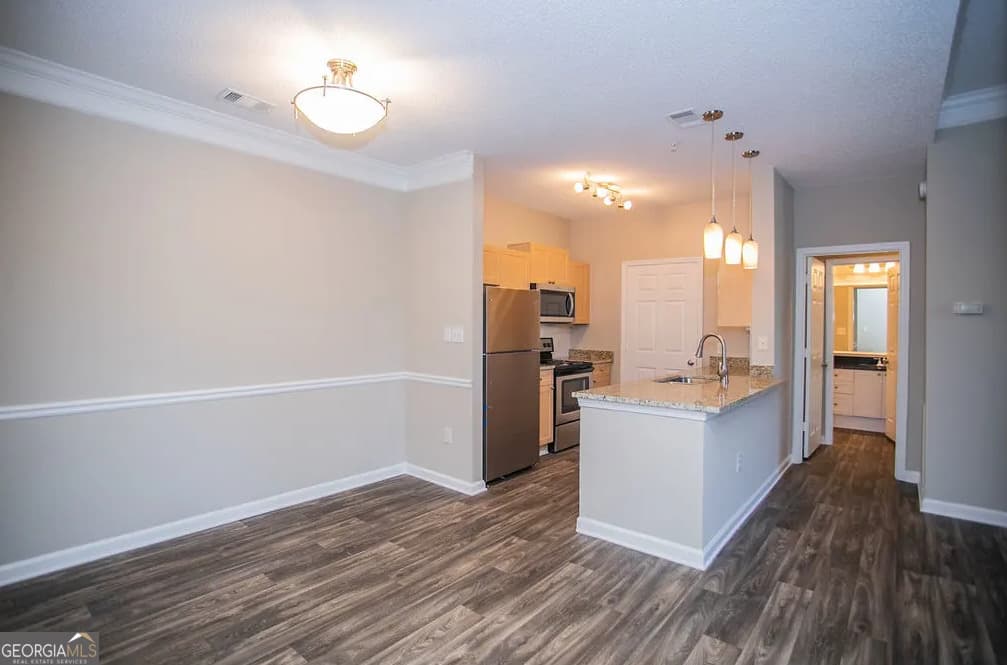 2 bedroom, 2 bathroom, 1,206 sq ft apartment for rent at 26000 Mill Creek Avenue 26314, Alpharetta, GA 30022 for $2,150 a month — photo 4