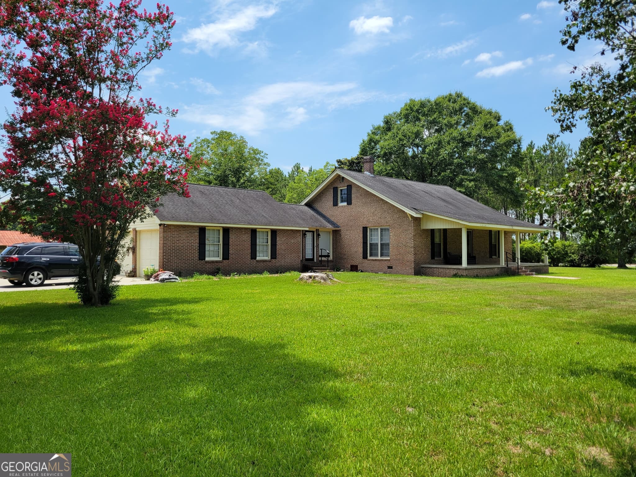 3 bedroom, 2 bathroom, 2,362 sq ft single family residence for sale at 2151 Hwy 19, Dublin, GA 31021 — photo 1 of 57