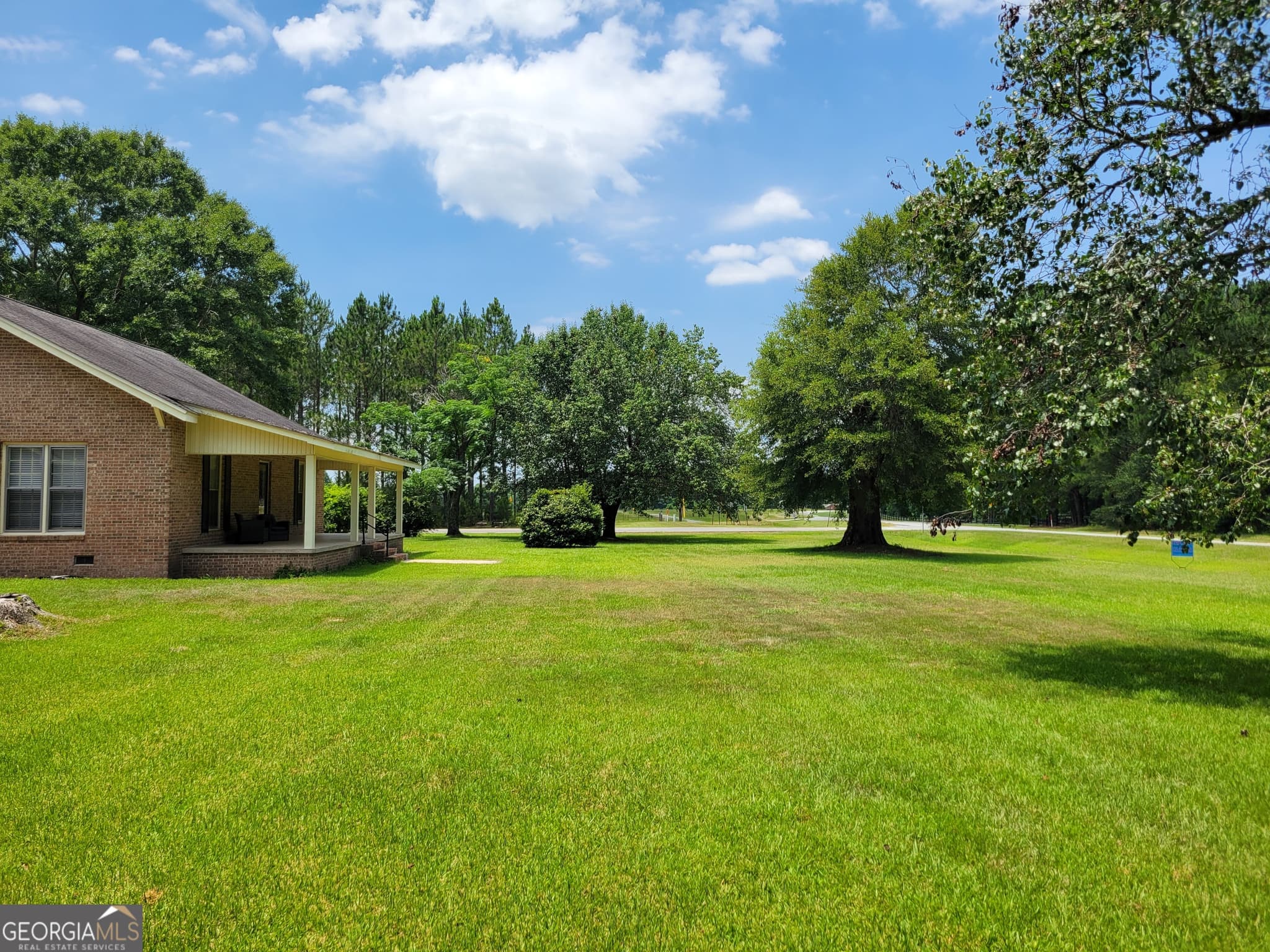 3 bedroom, 2 bathroom, 2,362 sq ft single family residence for sale at 2151 Hwy 19, Dublin, GA 31021 — photo 4