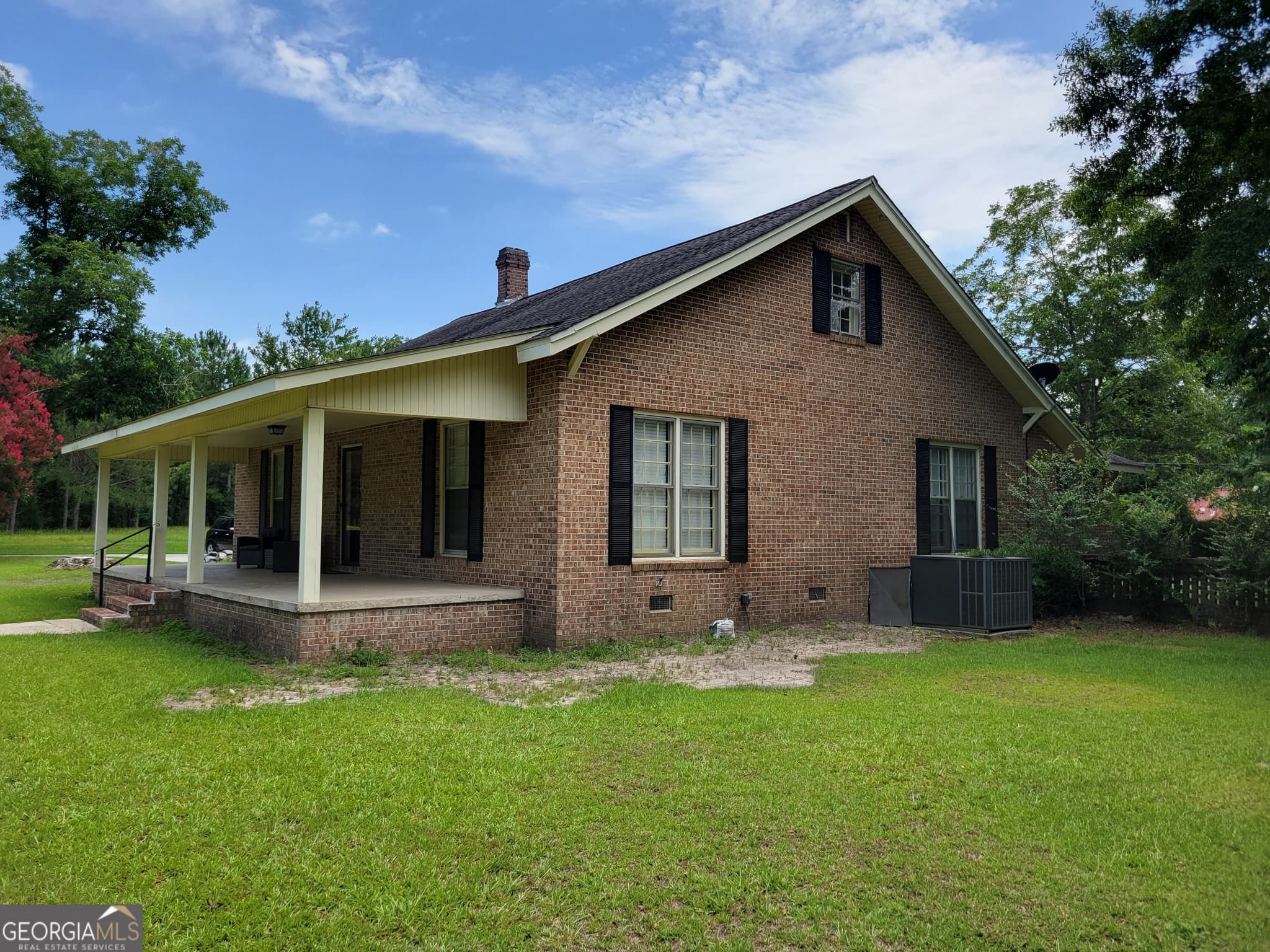 3 bedroom, 2 bathroom, 2,362 sq ft single family residence for sale at 2151 Hwy 19, Dublin, GA 31021 — photo 8