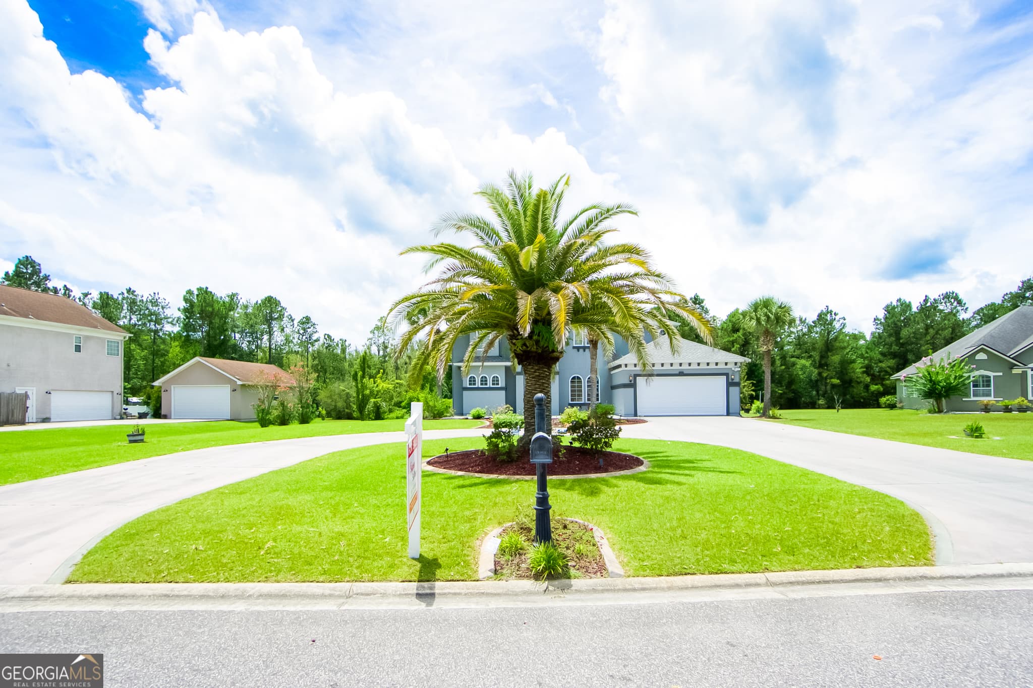 5 bedroom, 3.5 bathroom, 3,412 sq ft single family residence for sale at 105 Pennington Way, Kingsland, GA 31548 — photo 5