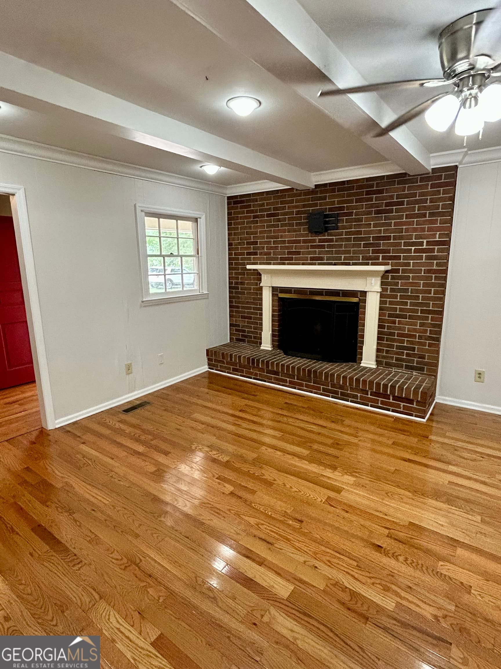 3 bedroom, 2.5 bathroom, 1,962 sq ft single family residence for sale at 1001 Stewart Avenue, Cordele, GA 31015 — photo 5