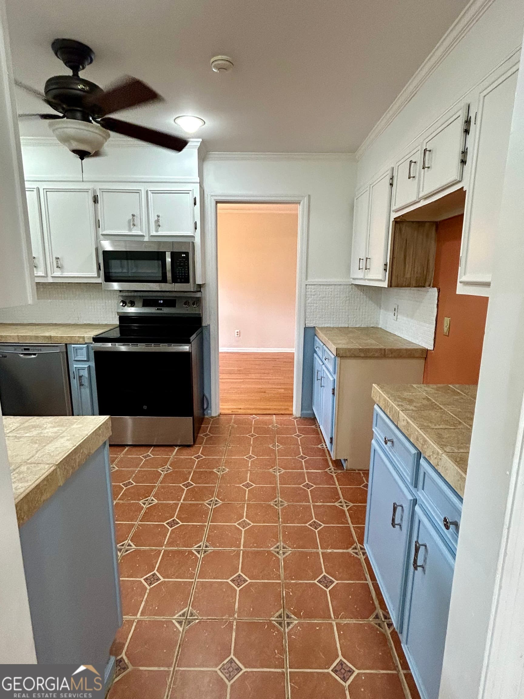 3 bedroom, 2.5 bathroom, 1,962 sq ft single family residence for sale at 1001 Stewart Avenue, Cordele, GA 31015 — photo 9