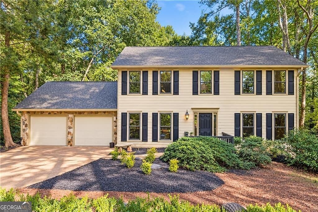 4 bedroom, 2.5 bathroom, 2,034 sq ft single family residence for sale at 225 Tallow Box Drive, Roswell, GA 30076