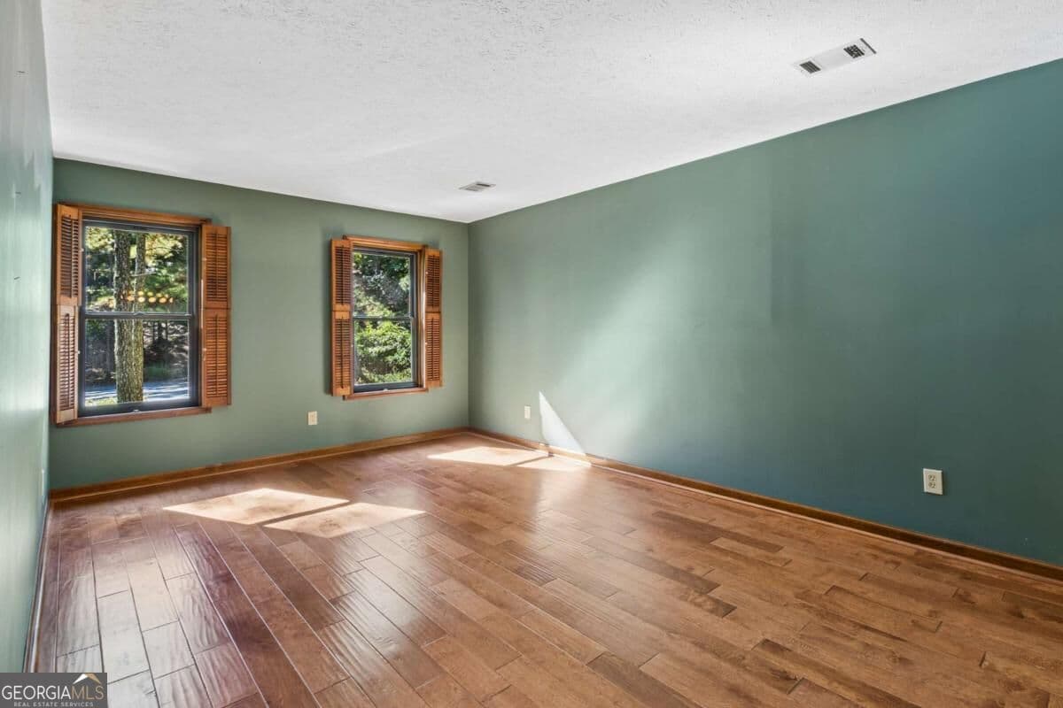 4 bedroom, 2.5 bathroom, 2,034 sq ft single family residence for sale at 225 Tallow Box Drive, Roswell, GA 30076 — photo 4